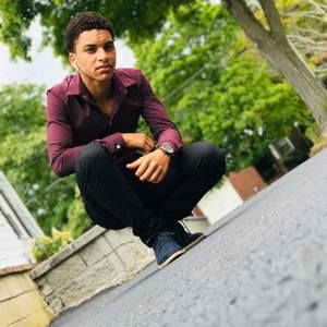 Meet your Posher, Celso